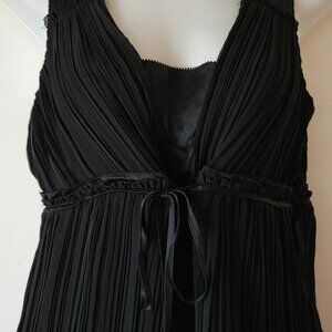 White House Black Market dressy top sz S black NWT